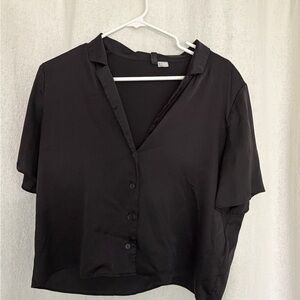 Divided Black Short-Sleeve Button-Front Shirt
